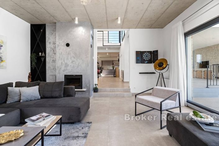 Image No.4-Villa de 3 chambres à vendre à Sinj