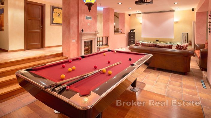 Image No.13-Villa de 5 chambres à vendre à Split