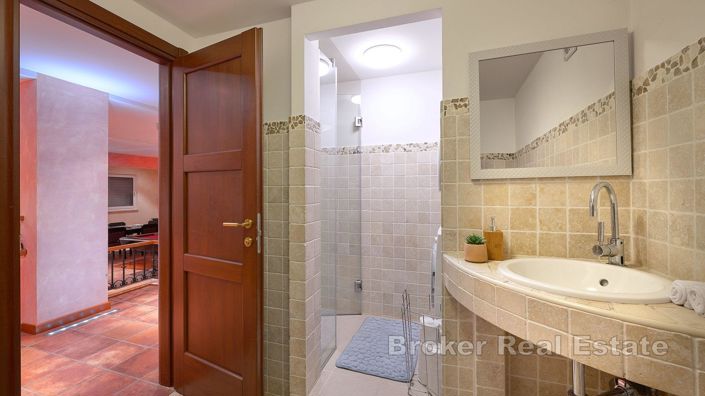 Image No.19-Villa de 5 chambres à vendre à Split