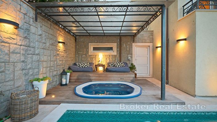 Image No.3-Villa de 5 chambres à vendre à Split