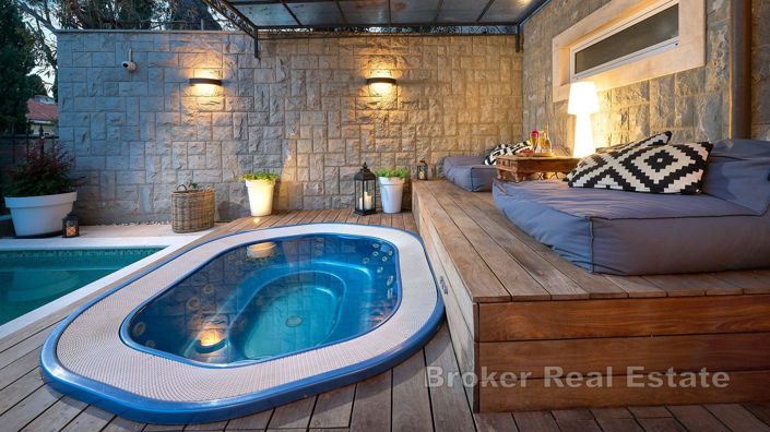 Image No.4-Villa de 5 chambres à vendre à Split