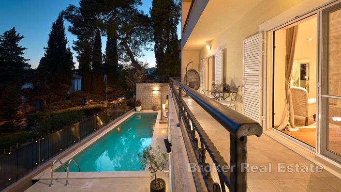 Image No.5-Villa de 5 chambres à vendre à Split