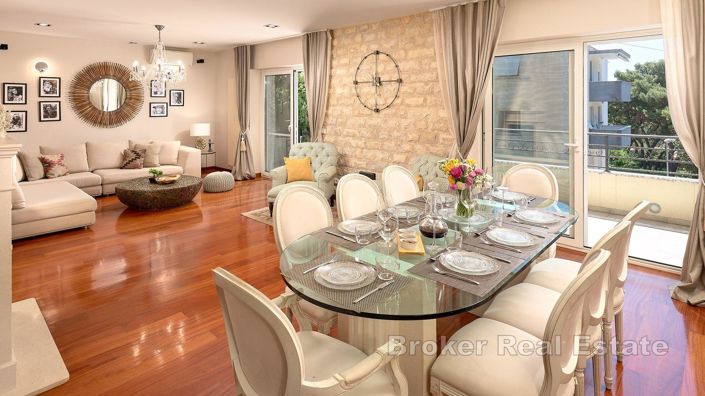 Image No.7-Villa de 5 chambres à vendre à Split