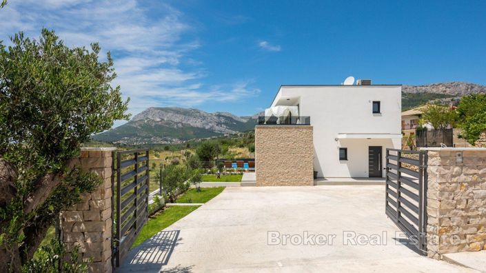 Image No.18-Villa de 4 chambres à vendre à Split