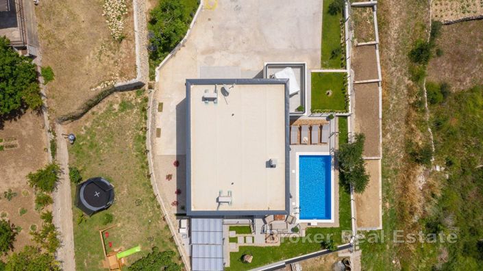 Image No.20-Villa de 4 chambres à vendre à Split