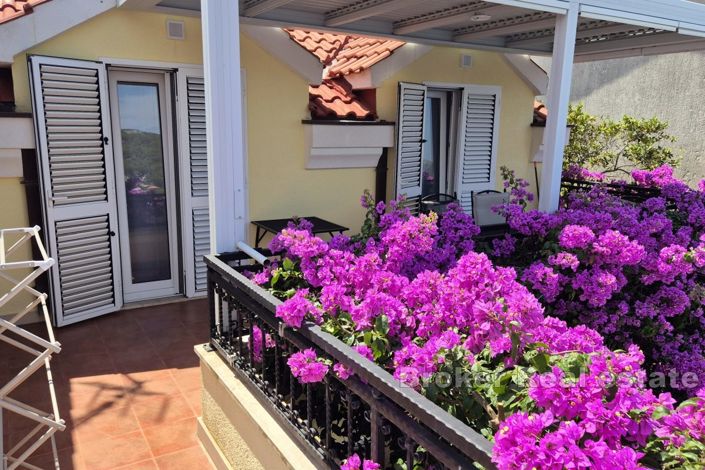 Image No.13-8 Bed Villa for sale