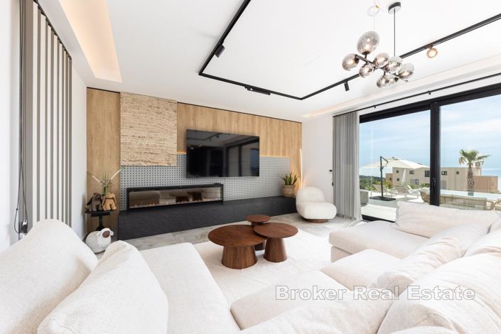 Image No.4-4 Bed Villa for sale