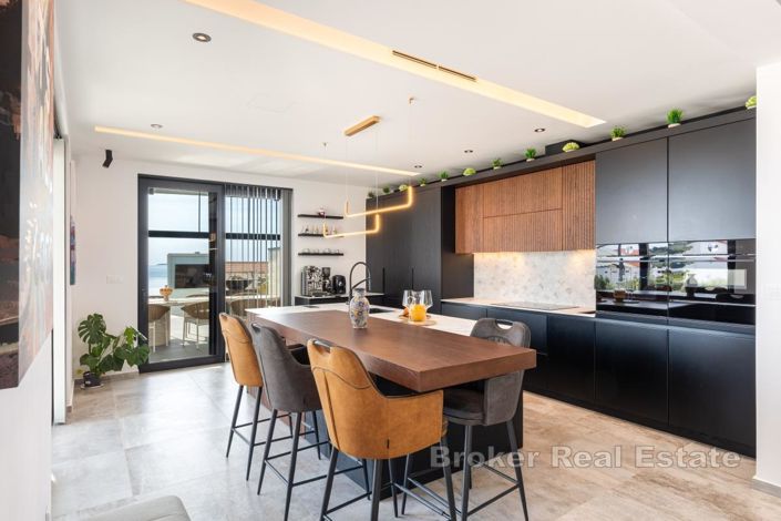 Image No.6-4 Bed Villa for sale