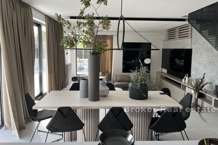 Image No.7-4 Bed Villa for sale