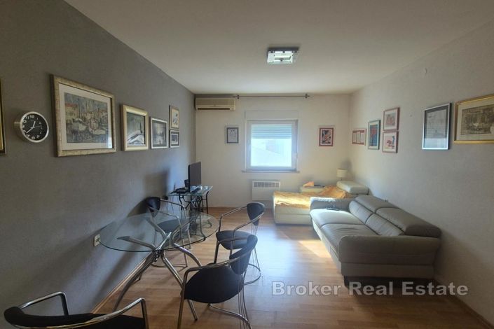 Image No.3-6 Bed Villa for sale