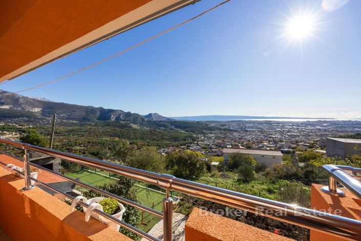 Image No.2-5 Bed Villa for sale