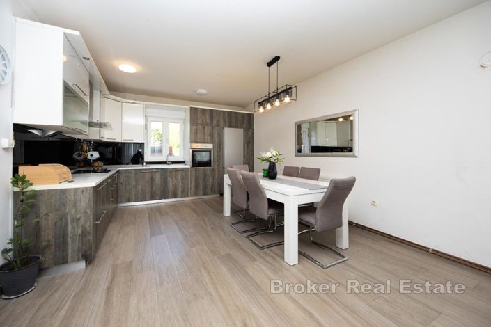 Image No.4-5 Bed Villa for sale