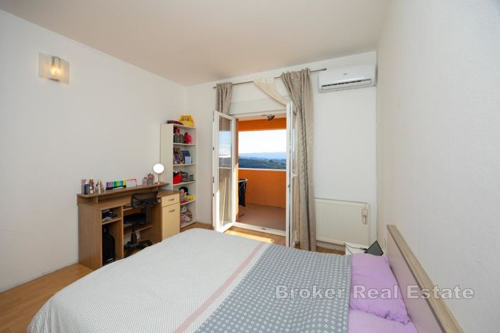 Image No.9-5 Bed Villa for sale