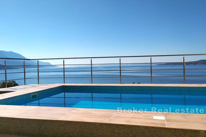 Image No.2-6 Bed Villa for sale