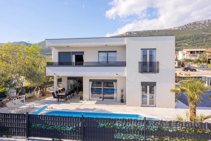 Image No.4-5 Bed Villa for sale