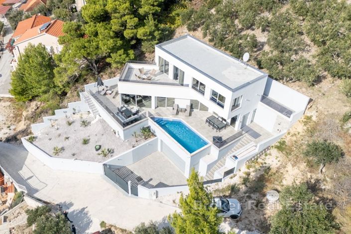 Image No.2-3 Bed Villa for sale