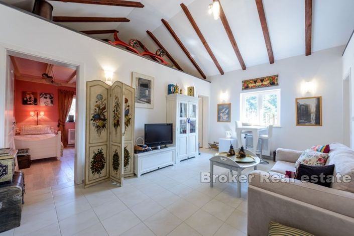 Image No.6-7 Bed Villa for sale