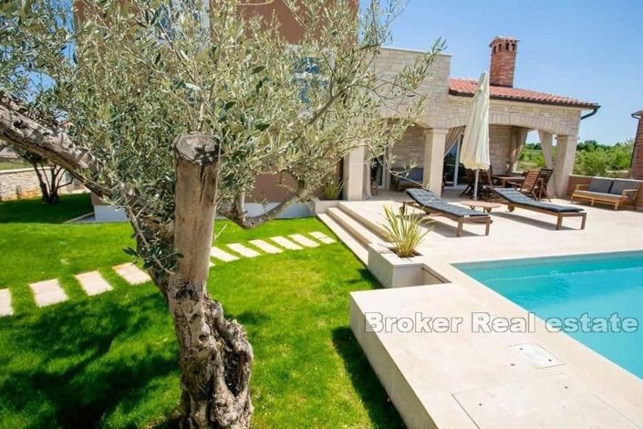 Image No.13-Villa de 4 chambres à vendre à Porec