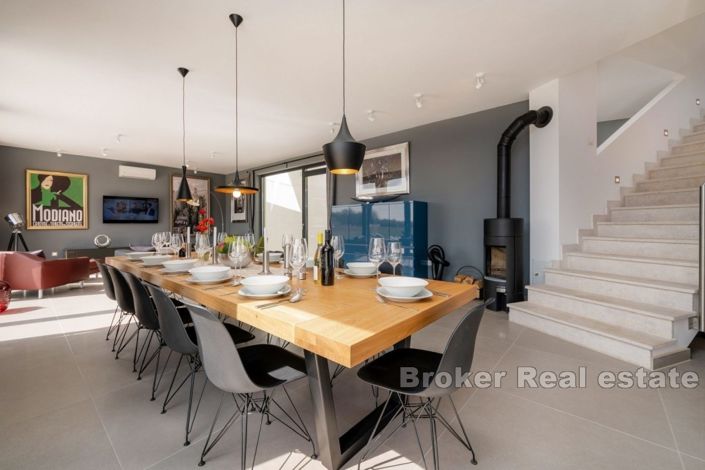 Image No.3-6 Bed Villa for sale