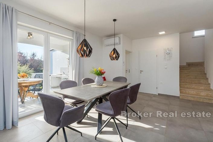 Image No.6-3 Bed Villa for sale