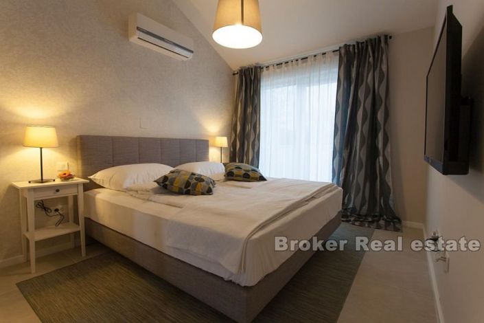 Image No.9-4 Bed Villa for sale