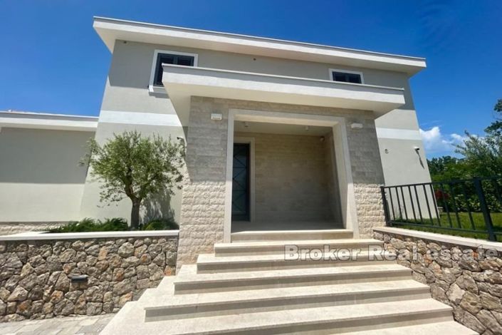 Image No.18-4 Bed Villa for sale