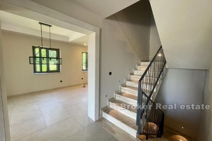 Image No.5-4 Bed Villa for sale