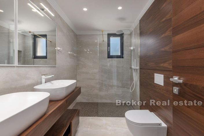 Image No.13-3 Bed Apartment for sale