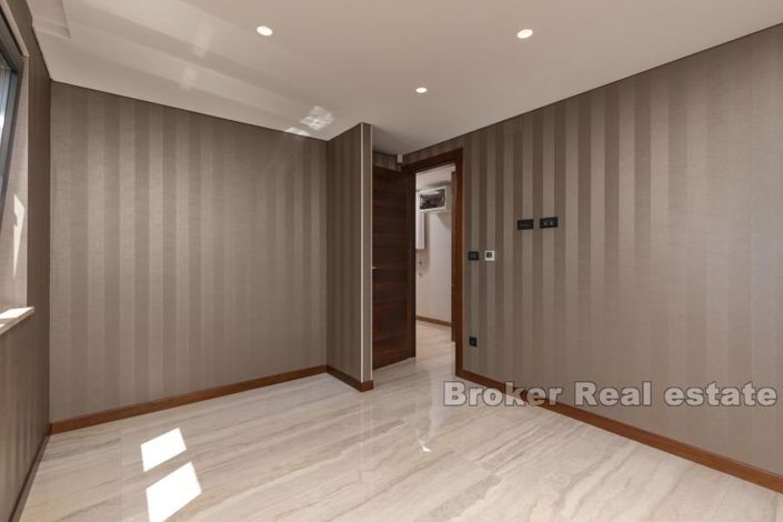 Image No.7-3 Bed Apartment for sale