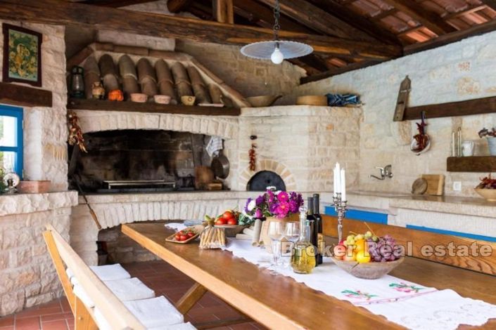 Image No.19-3 Bed Villa for sale