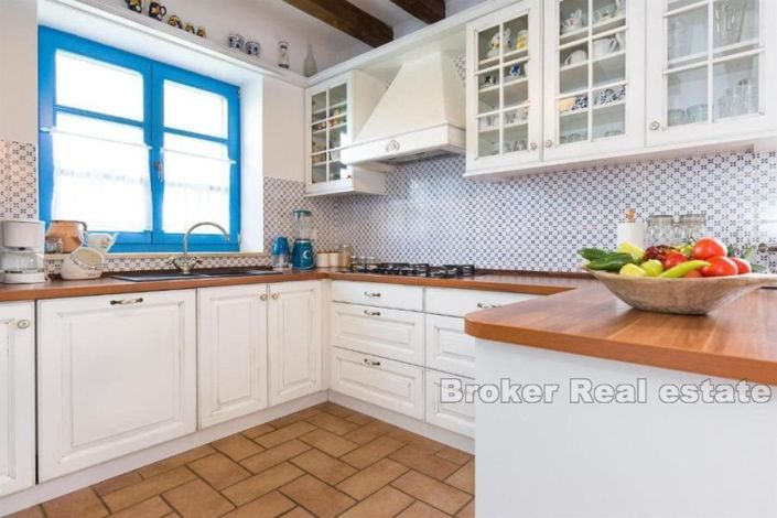 Image No.3-3 Bed Villa for sale