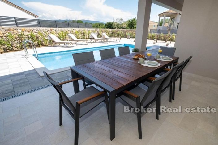 Image No.11-3 Bed Villa for sale