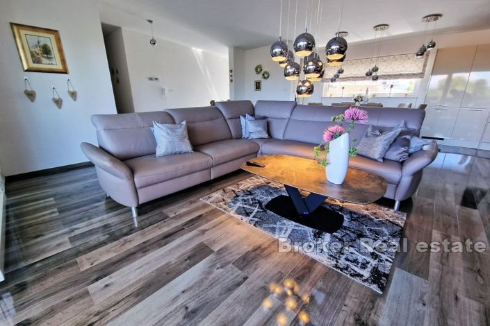 Image No.3-3 Bed Apartment for sale