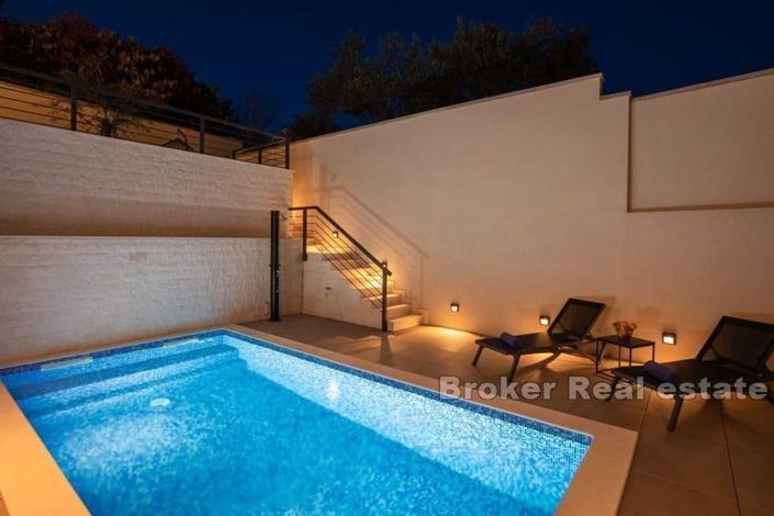 Image No.12-3 Bed Apartment for sale