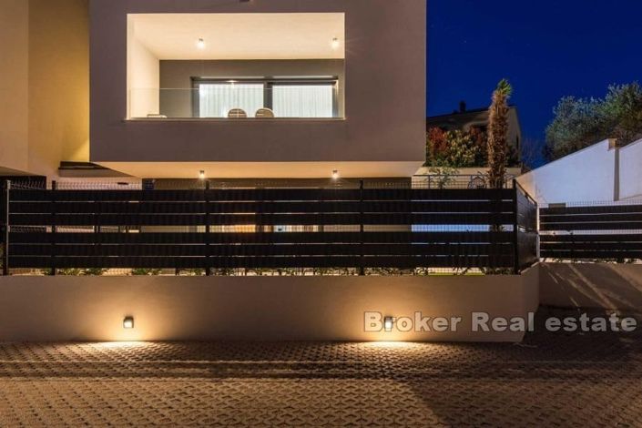 Image No.13-3 Bed Apartment for sale