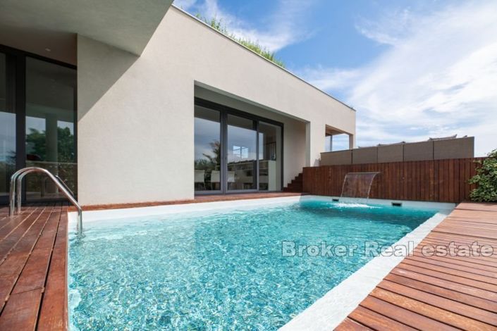 Image No.16-4 Bed Villa for sale