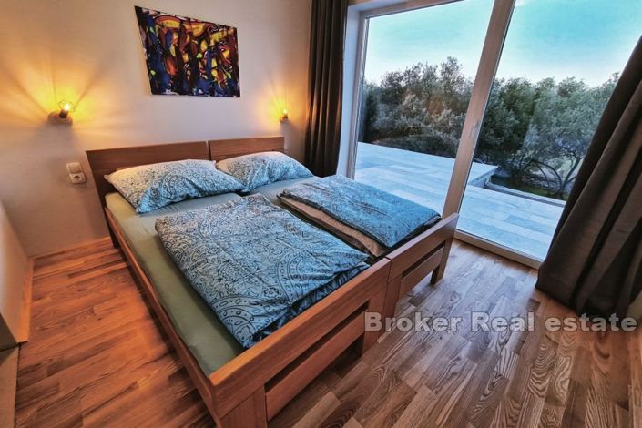 Image No.8-4 Bed Villa for sale