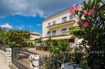 1 - Primorje-Gorski Kotar, Villa