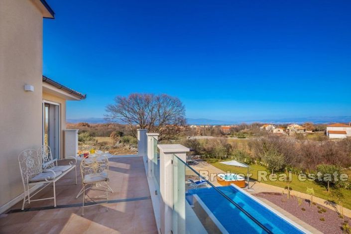 Image No.7-4 Bed Villa for sale