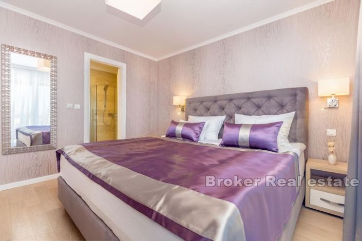 Image No.8-4 Bed Villa for sale