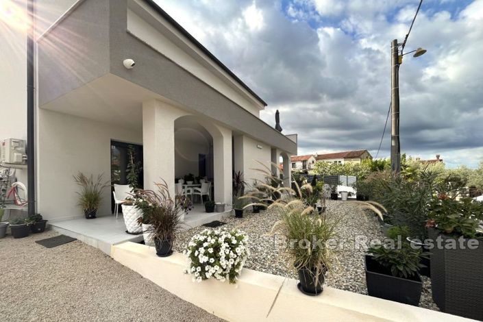 Image No.9-5 Bed Villa for sale