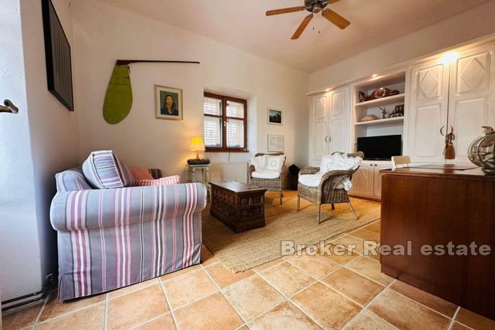 Image No.2-3 Bed Villa for sale