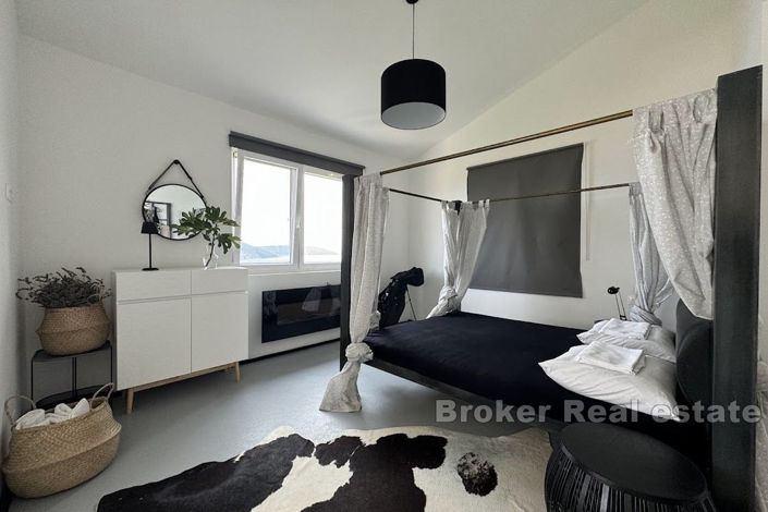 Image No.9-3 Bed Villa for sale