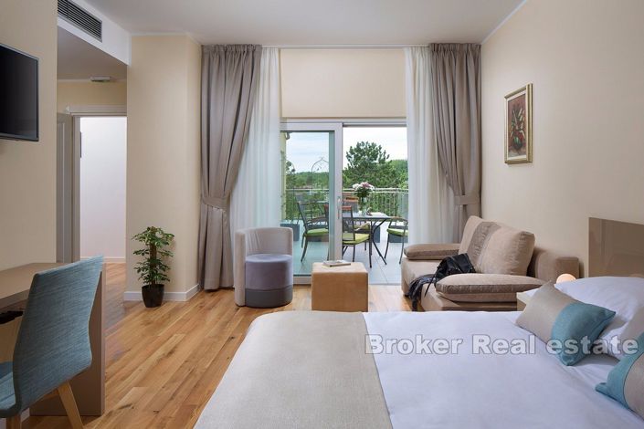 Image No.8-9 Bed Hotel for sale