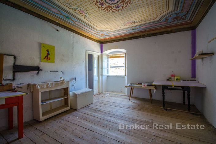 Image No.12-5 Bed Villa for sale