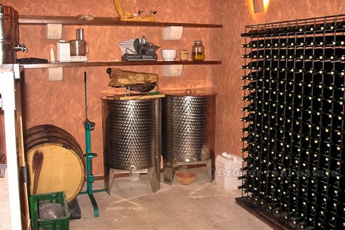 Image No.3-3 Bed Villa for sale