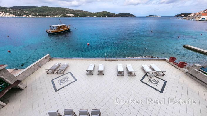 Image No.3-9 Bed Villa for sale