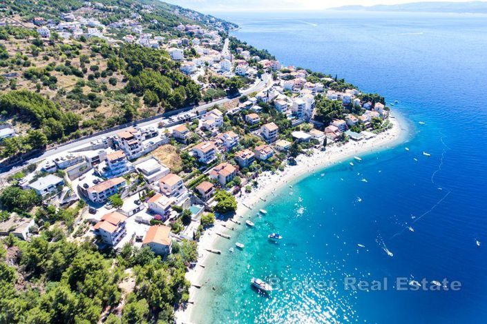 Image No.2-8 Bed Villa for sale