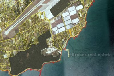 1 - Kaštel Štafilic, Land