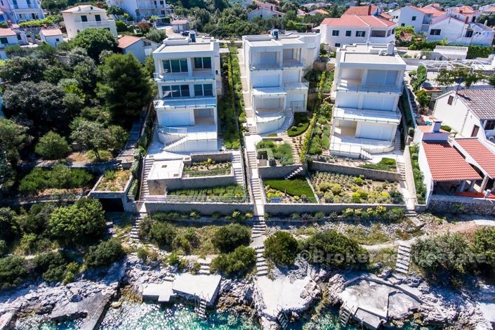 Image No.7-4 Bed Villa for sale